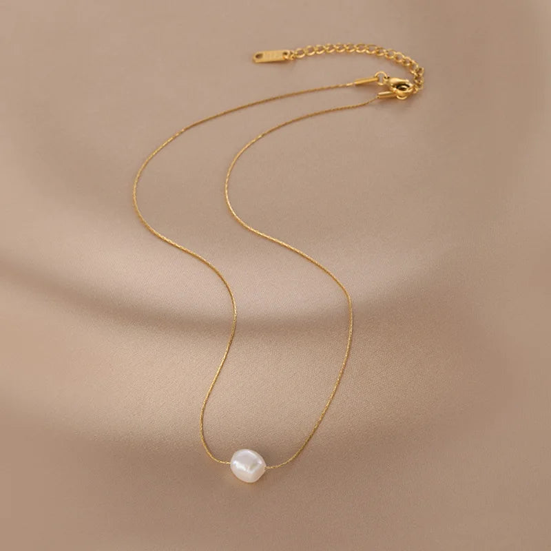 Golden Pearl Pendant Necklace