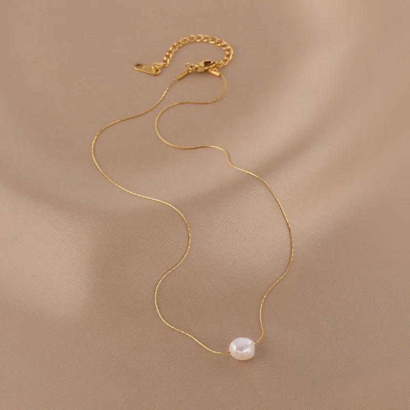 Golden Pearl Pendant Necklace